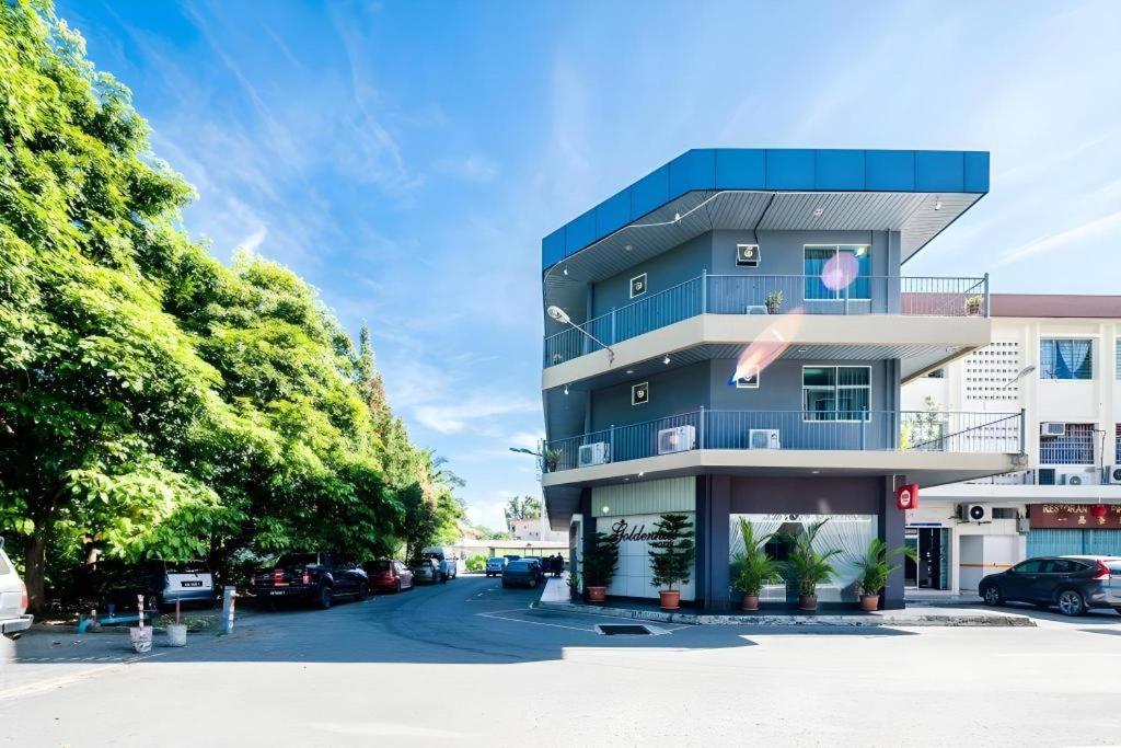 Goldenhill Hotel Kota Kinabalu Esterno foto
