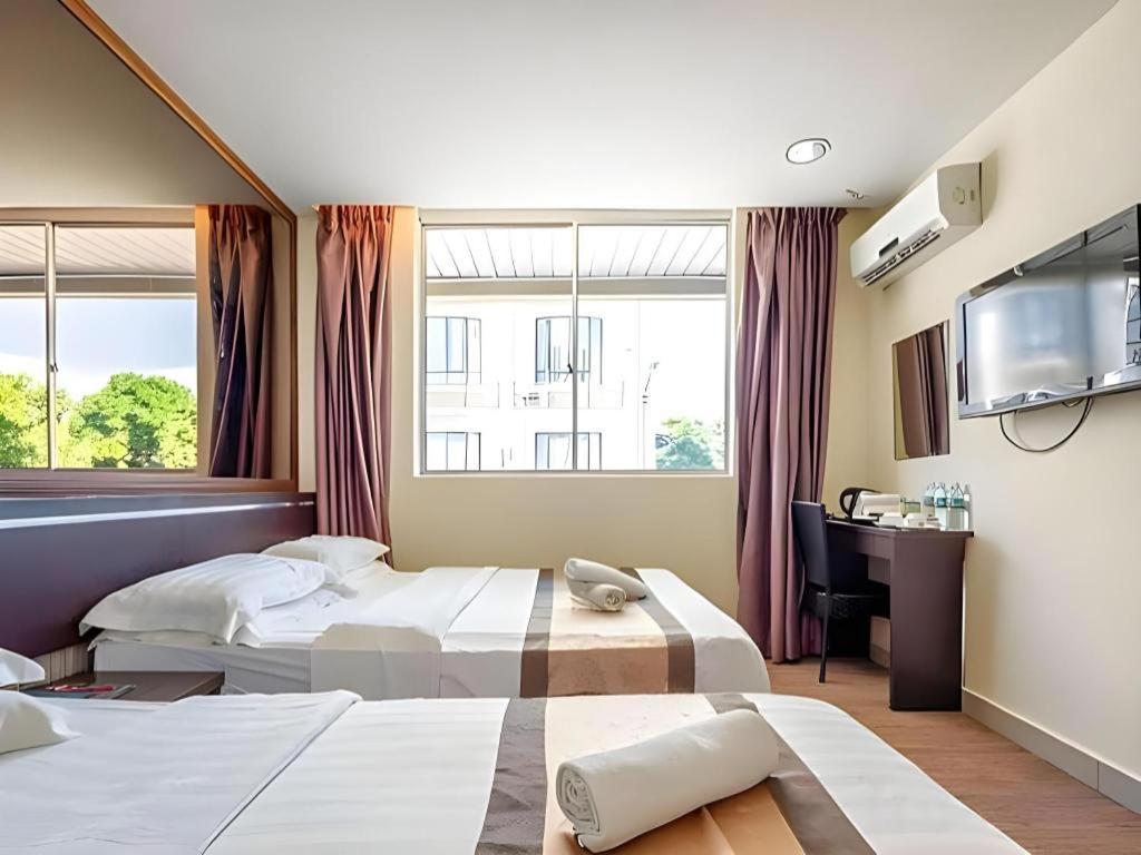 Goldenhill Hotel Kota Kinabalu Esterno foto