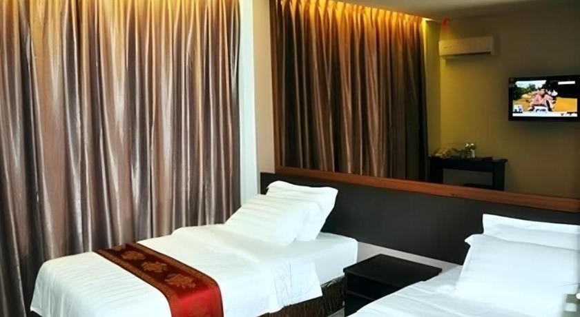 Goldenhill Hotel Kota Kinabalu Esterno foto